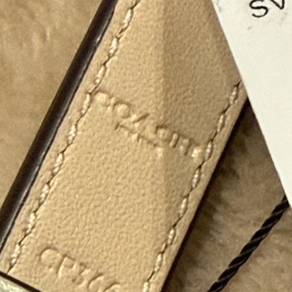 Coach Women’s Sage Leather Belt with Silver Buckle NWT - Picture 7 of 8